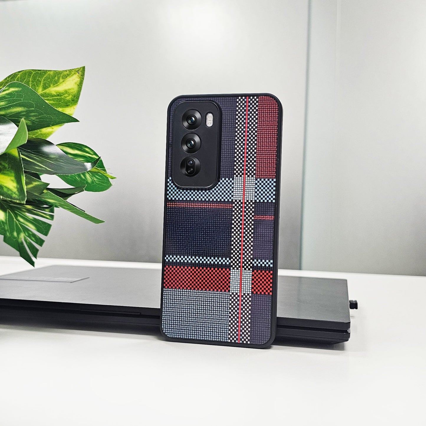 blue glass pattern oppo reno 12 pro cover